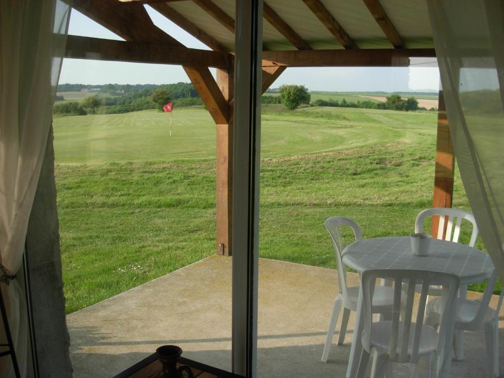 Le Clos Du Golf Dame-Marie-les-Bois Εξωτερικό φωτογραφία